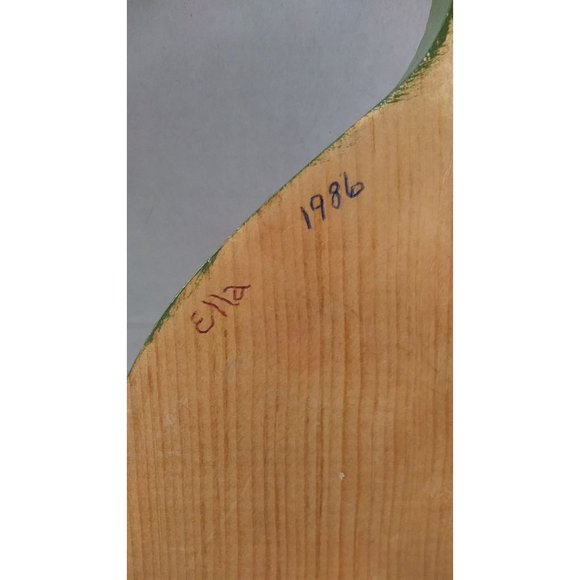 Vintage Hanging Painted Christmas Bread Cutting Board - Picture 5 of 9